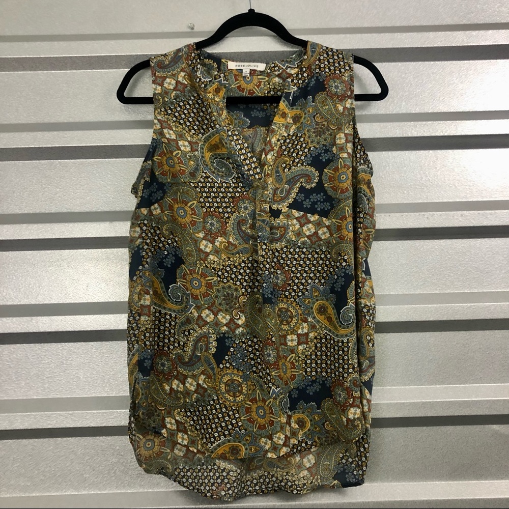 Rose + Olive Women's Blouse / Size Small
